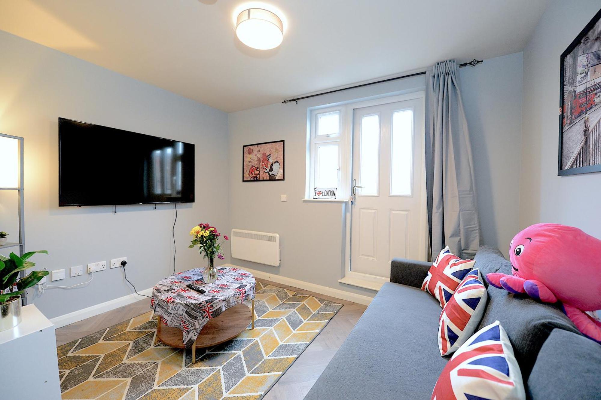 2 Bed Terraced Flat Piccadilly Line Apartment London Bagian luar foto